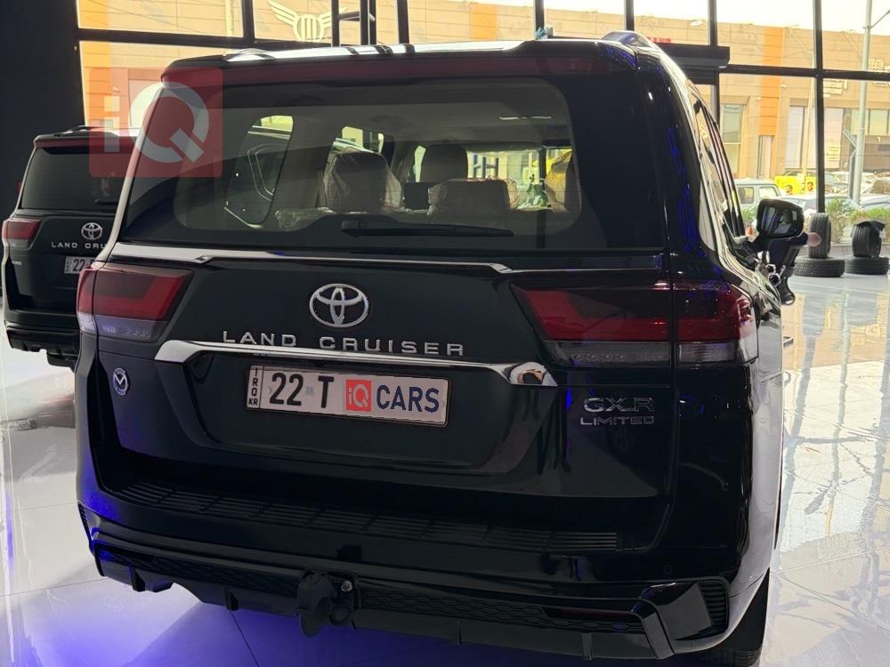 تويوتا لاندكروزر